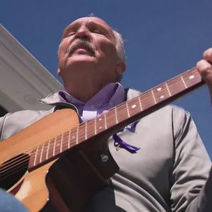 Pancreatic cancer survivor uses power of music to inspire others fighting deadly disease