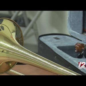 Students and faculty band together to save arts, music program