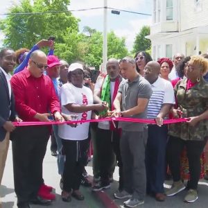 City officials unveil newly painted street striping along Prairie Avenue