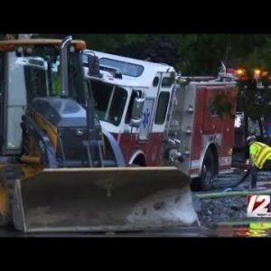 Water main break wreaks havoc in Pawtucket