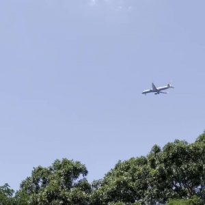 VIDEO NOW: Air Force One flying over East Providence on approach to TF Green