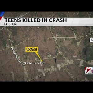 2 teens killed in Foster crash