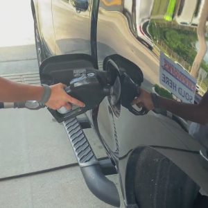 Dozens of veterans, active military get free gas in Smithfield
