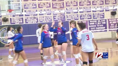 Classical girls volleyball edged MSC in five sets