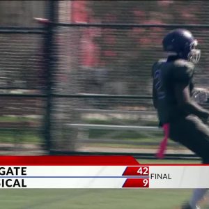 Classical dominates Toll Gate in DIII football