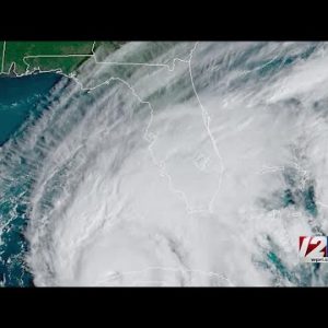 Rhode Islanders rush home from Florida ahead of Hurricane Ian