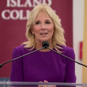 First lady challenges Rhode Island College students: 'Answer this call, become a teacher'